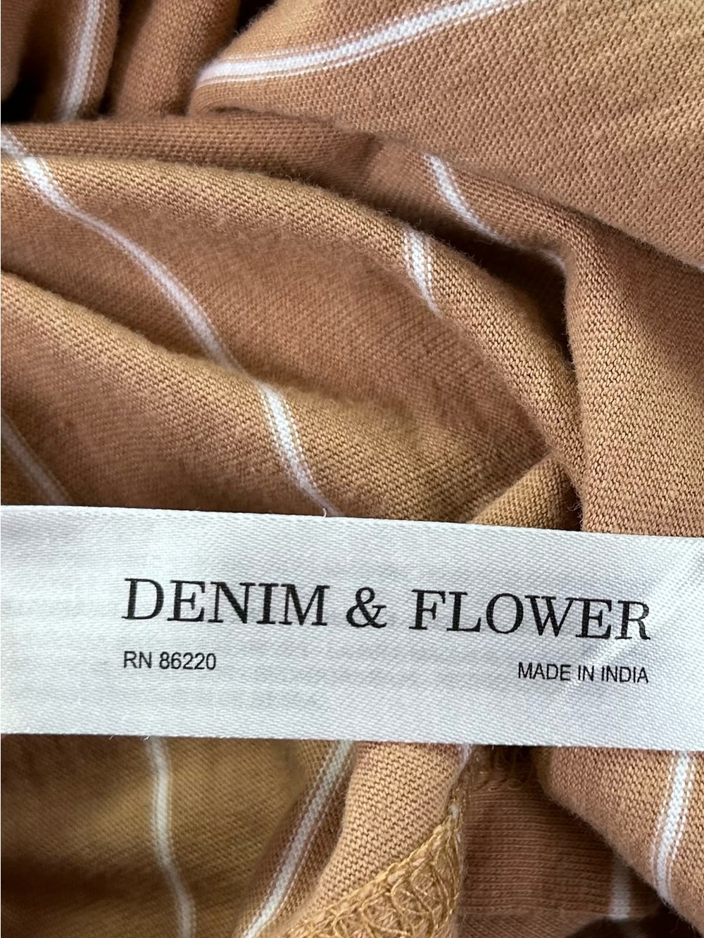 Denim & Flower Ricky Singh Pinstripe T-Shirt Men’s S Camel Tan Cotton Preppy - Picture 6 of 7